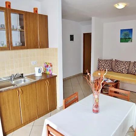 Leonardo Apartman