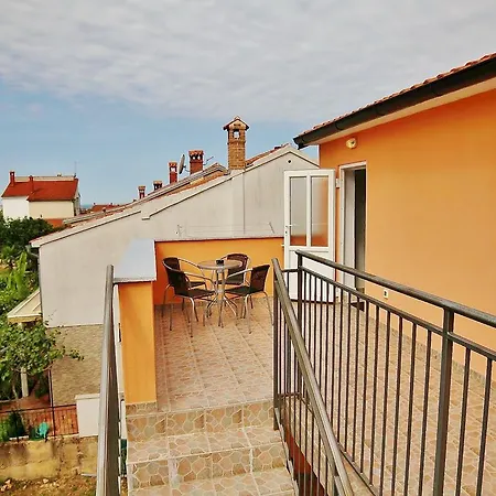 Apartman Leonardo *