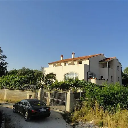 Leonardo Apartment Medulin