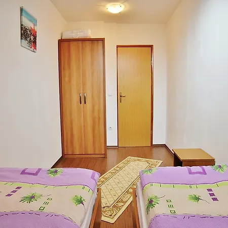 Leonardo Apartamento *